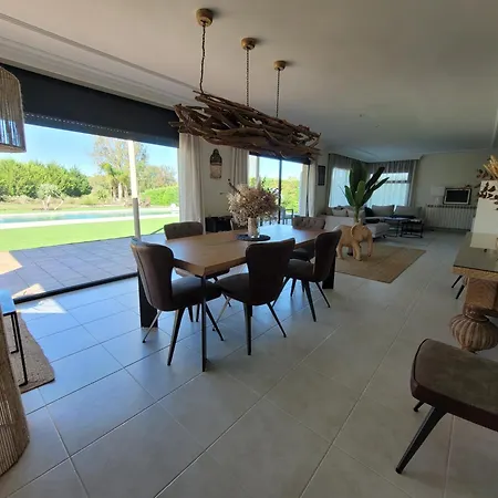 Villa Bali Torremirona Golf Navata