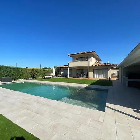 Villa Bali Torremirona Golf Navata